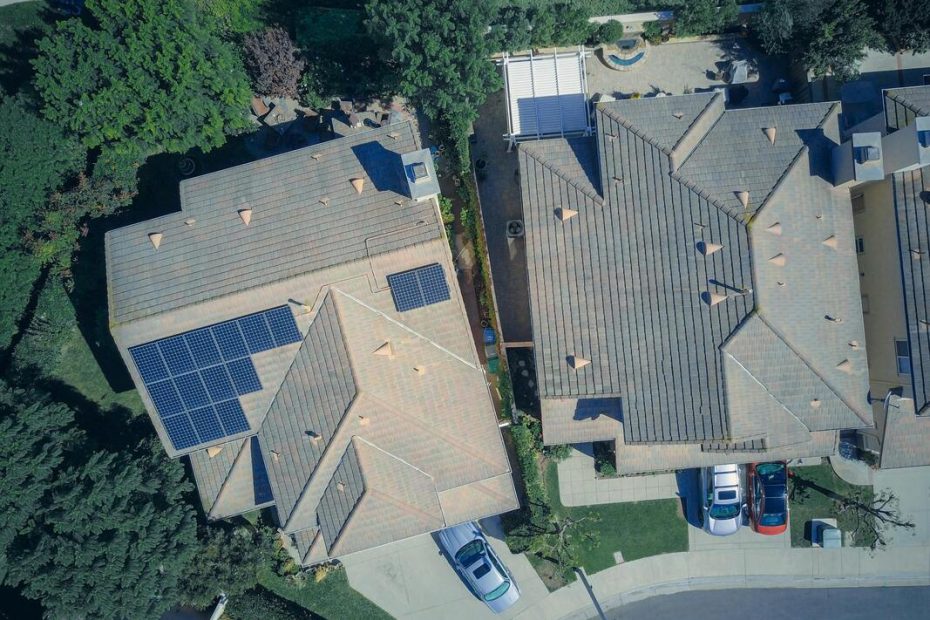Energia solare e mobilità urbana: un futuro sostenibile per le città