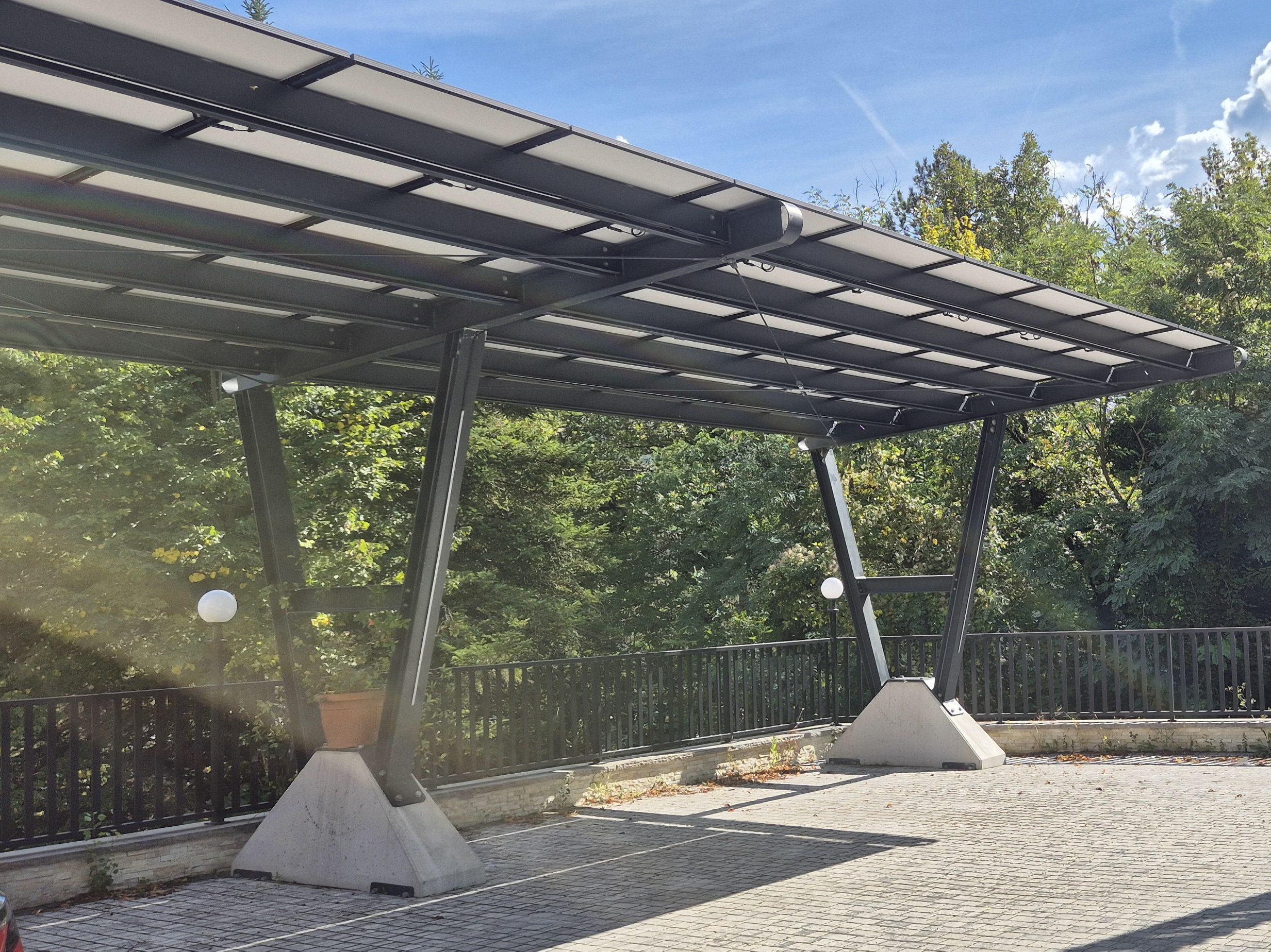 Progetti pensiline fotovoltaiche