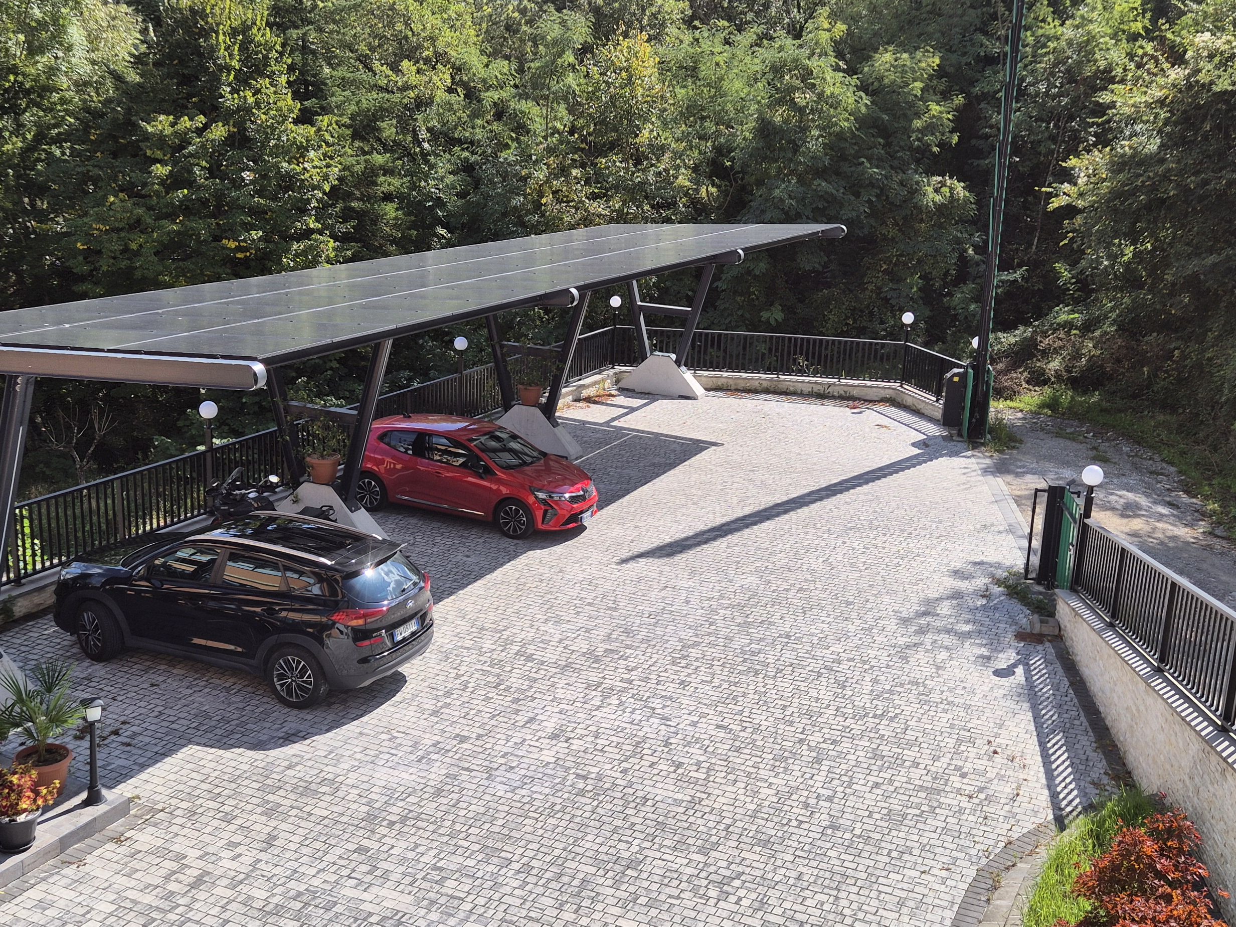 Progetti pensiline fotovoltaiche